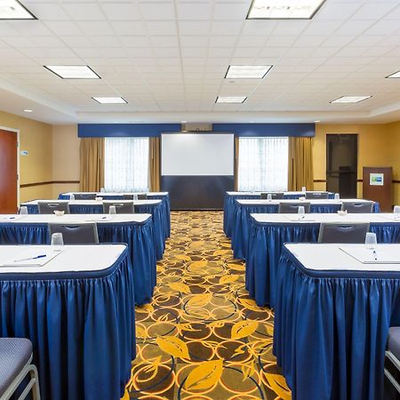 Holiday Inn Express And Suites Helena By Ihg Exterior foto